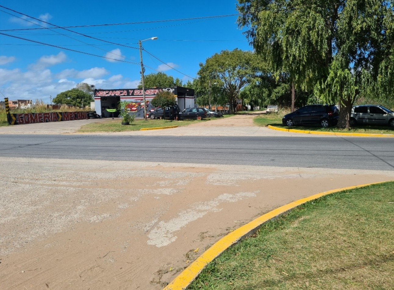 LOTE en esquina sobre Av.79 ACCESO PRINCIPAL A MAR DEL TUYU