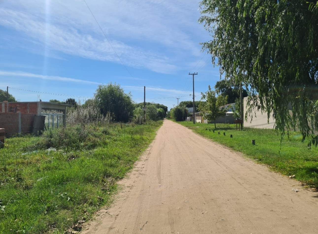 ¡Oportunidad en Mar del Tuyu! LOTE BALDIO a mts de acceso principal