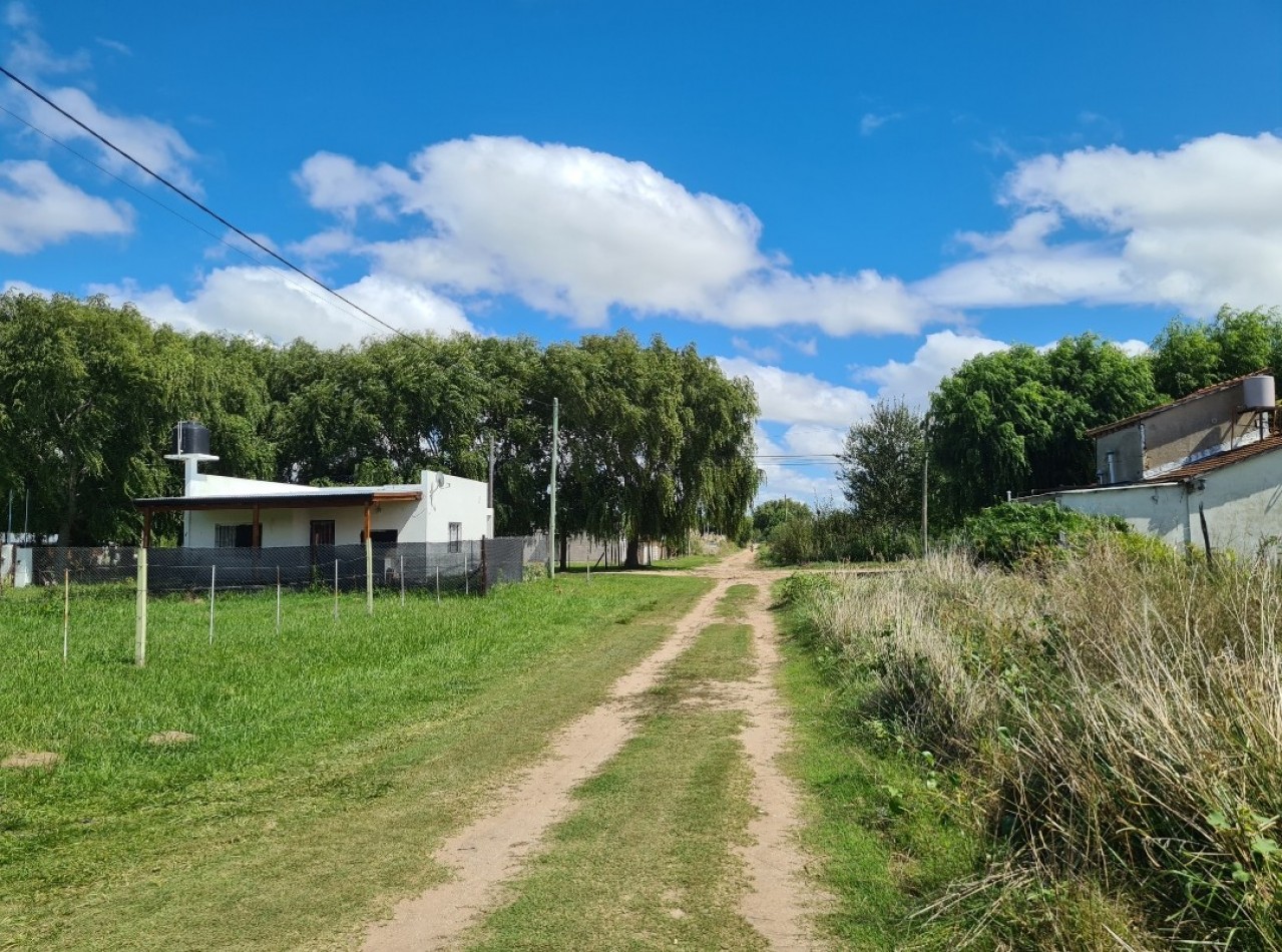 LOTE BALDIO CON PLANOS APROBADOS PARA 2 UNIDADES