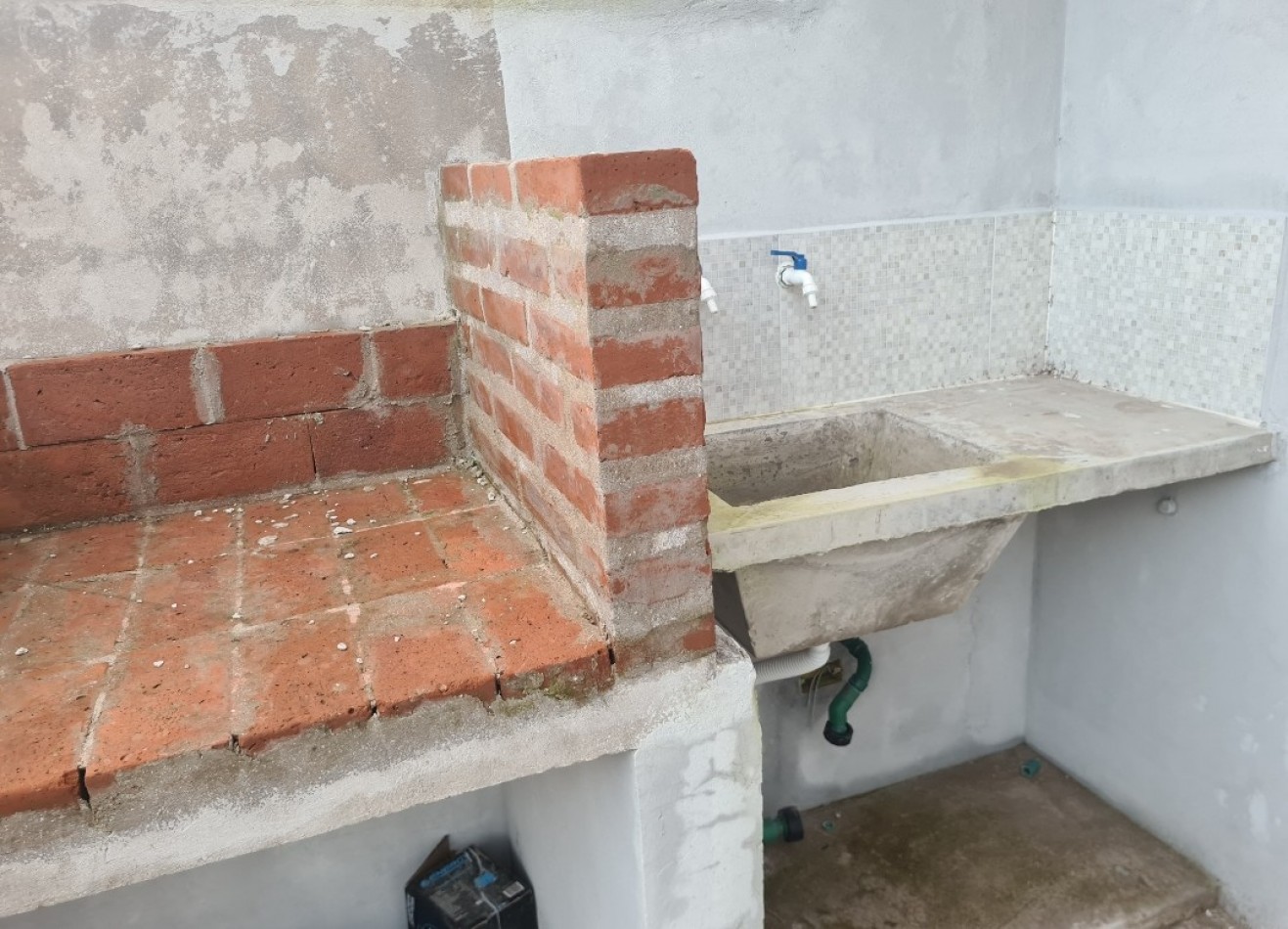 Chalet en VENTA a 100 mts de Av.79