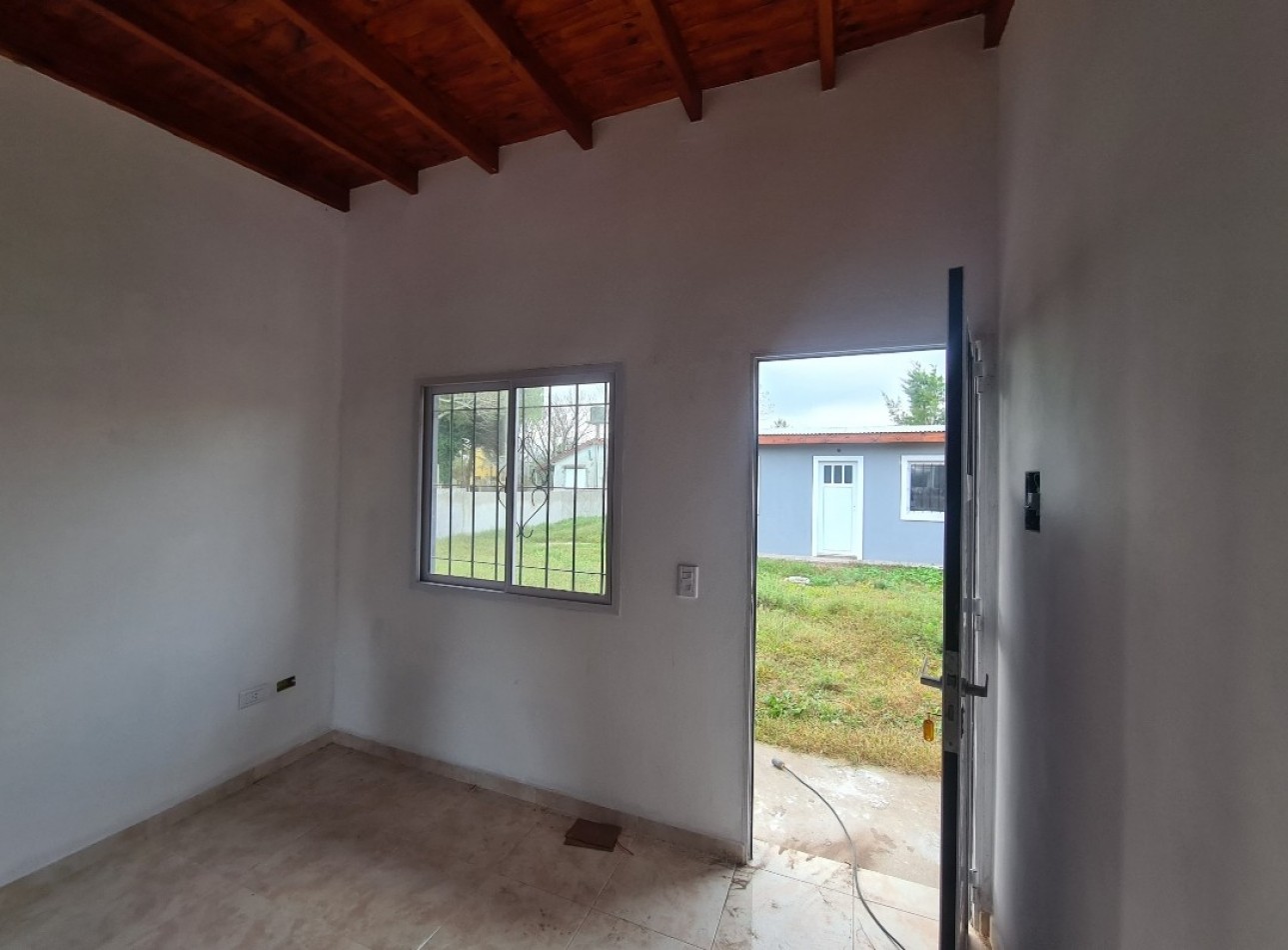 Chalet en VENTA a 100 mts de Av.79