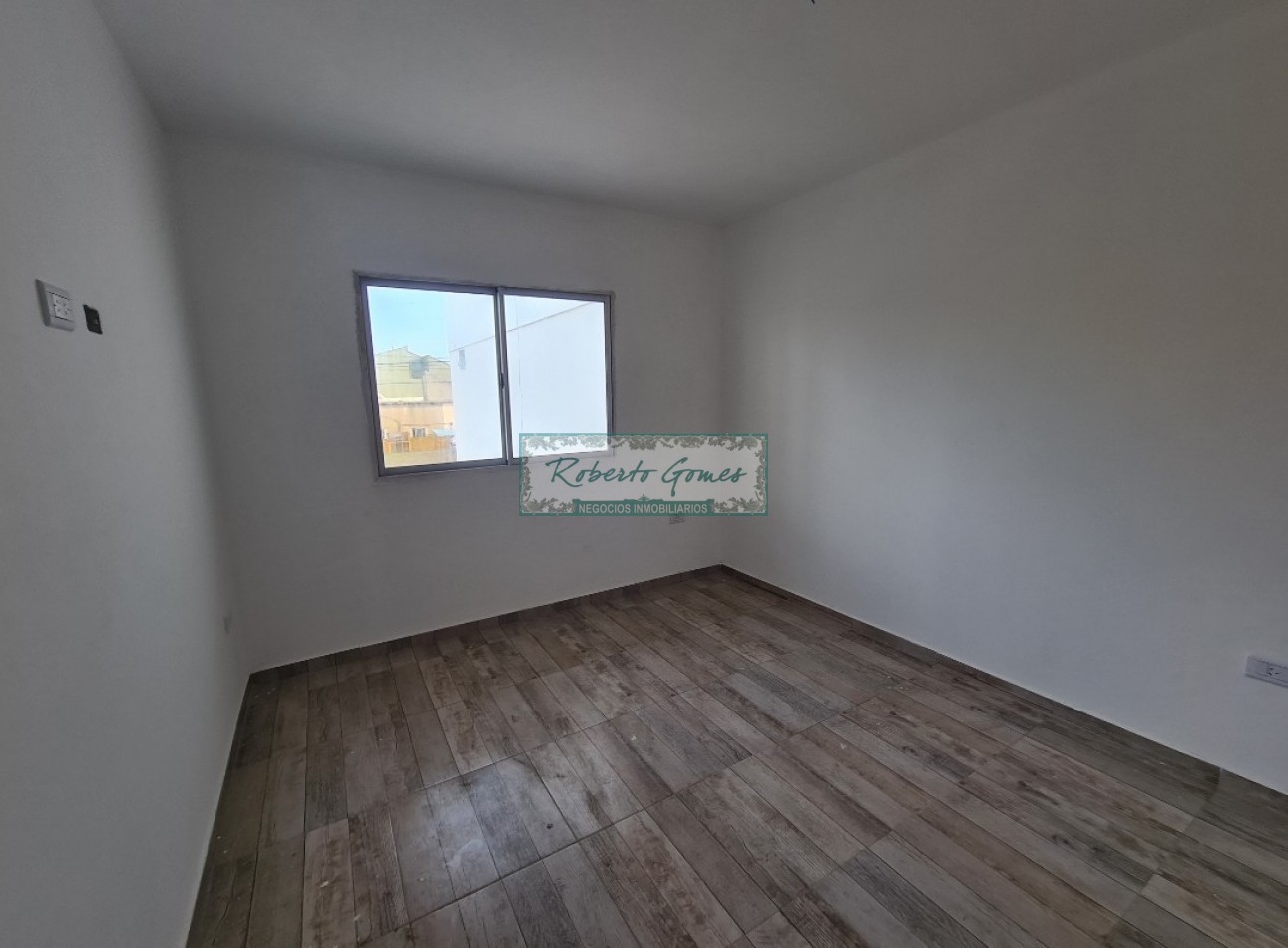 HERMOSOS DEPARTAMENTOS DE 3 AMBIENTES a 150 mts de la playa