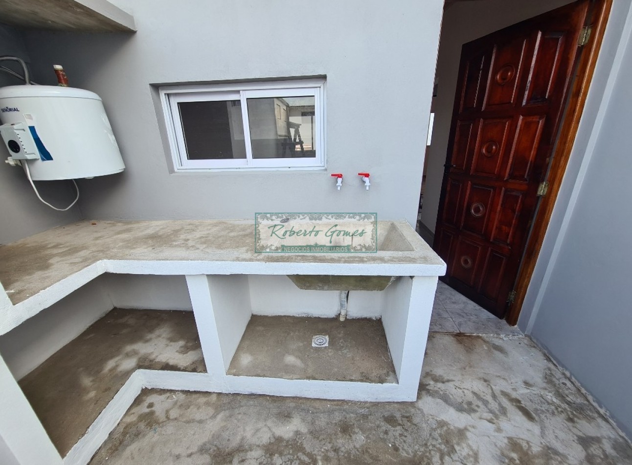 HERMOSOS DEPARTAMENTOS DE 3 AMBIENTES a 150 mts de la playa