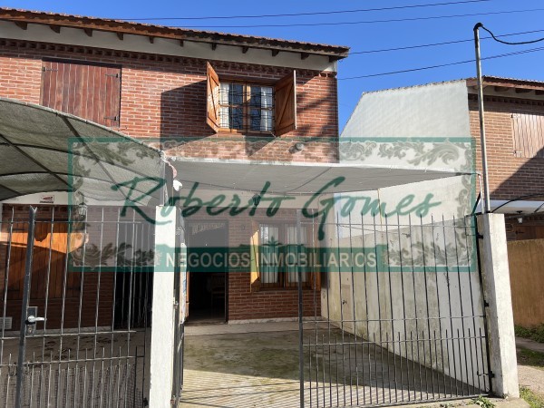 Duplex a pocas cuadras del mar!