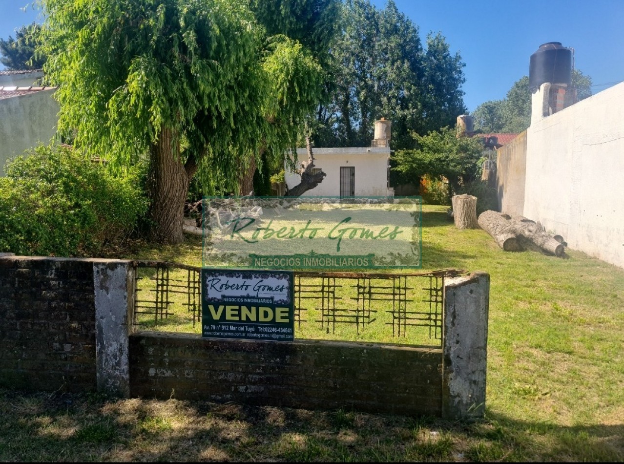 Amplio Lote con dos departamentos