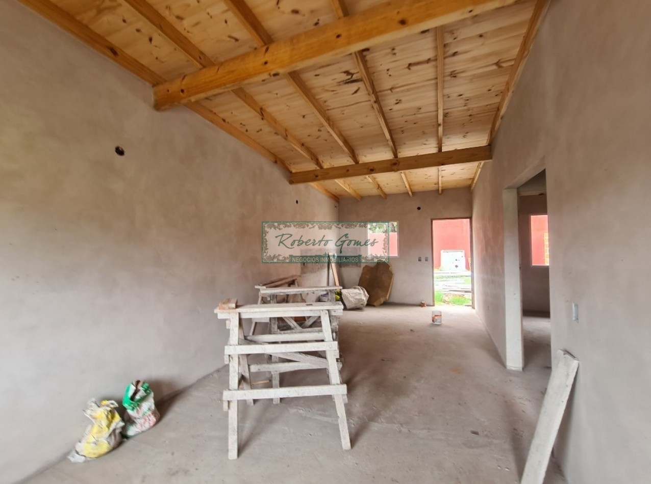 CHALET A ESTRENAR EN MAR DEL TUYU