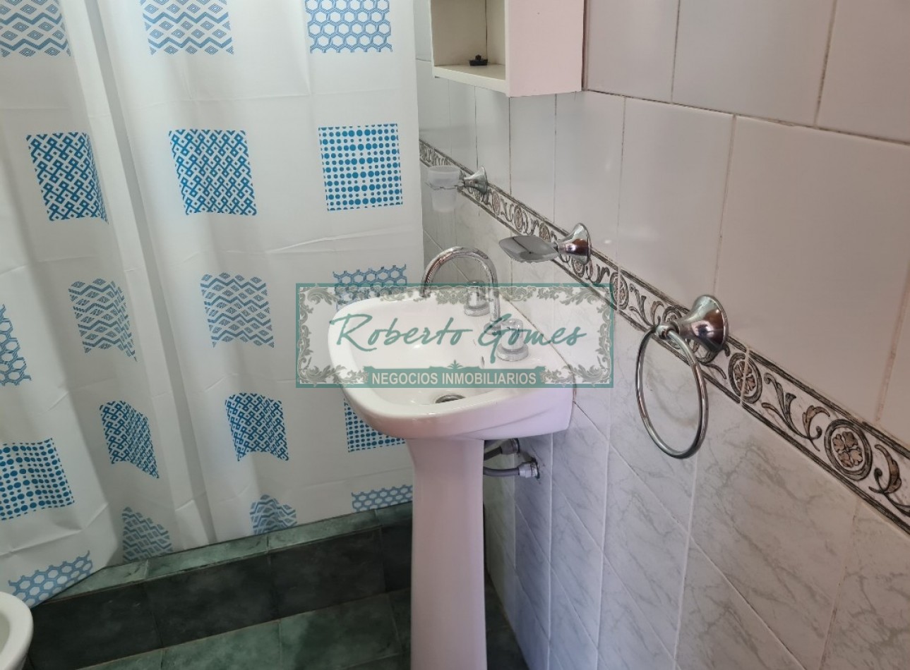 CHALET independiente en PH al frente