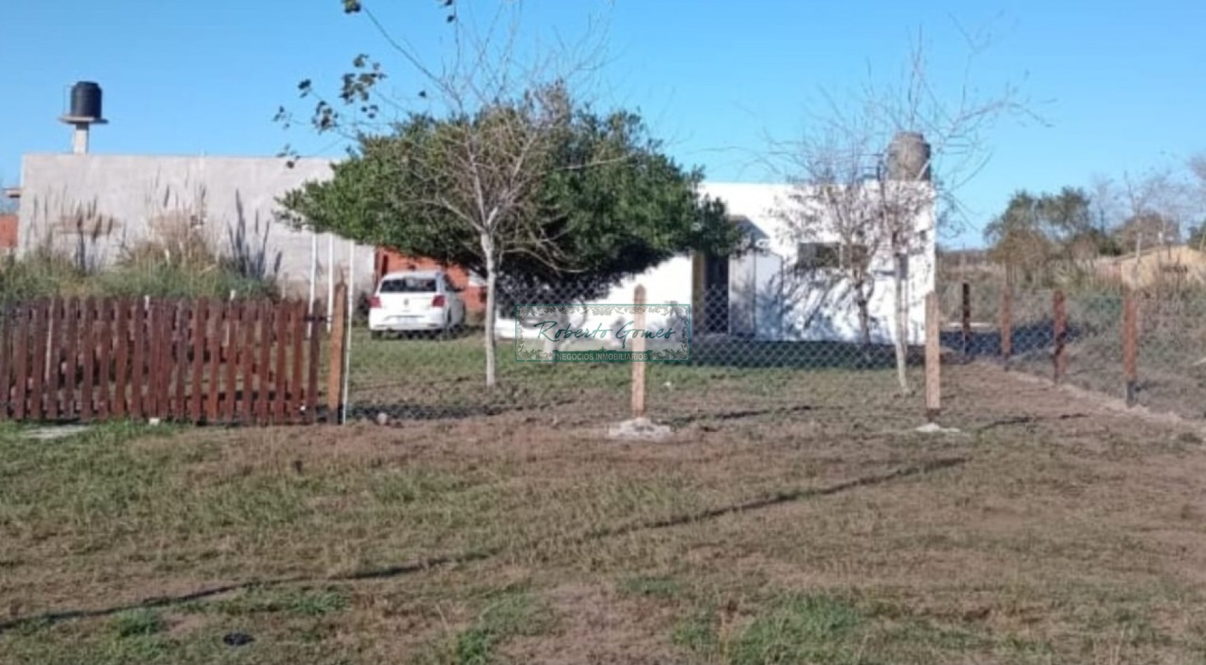CASA sola en lote