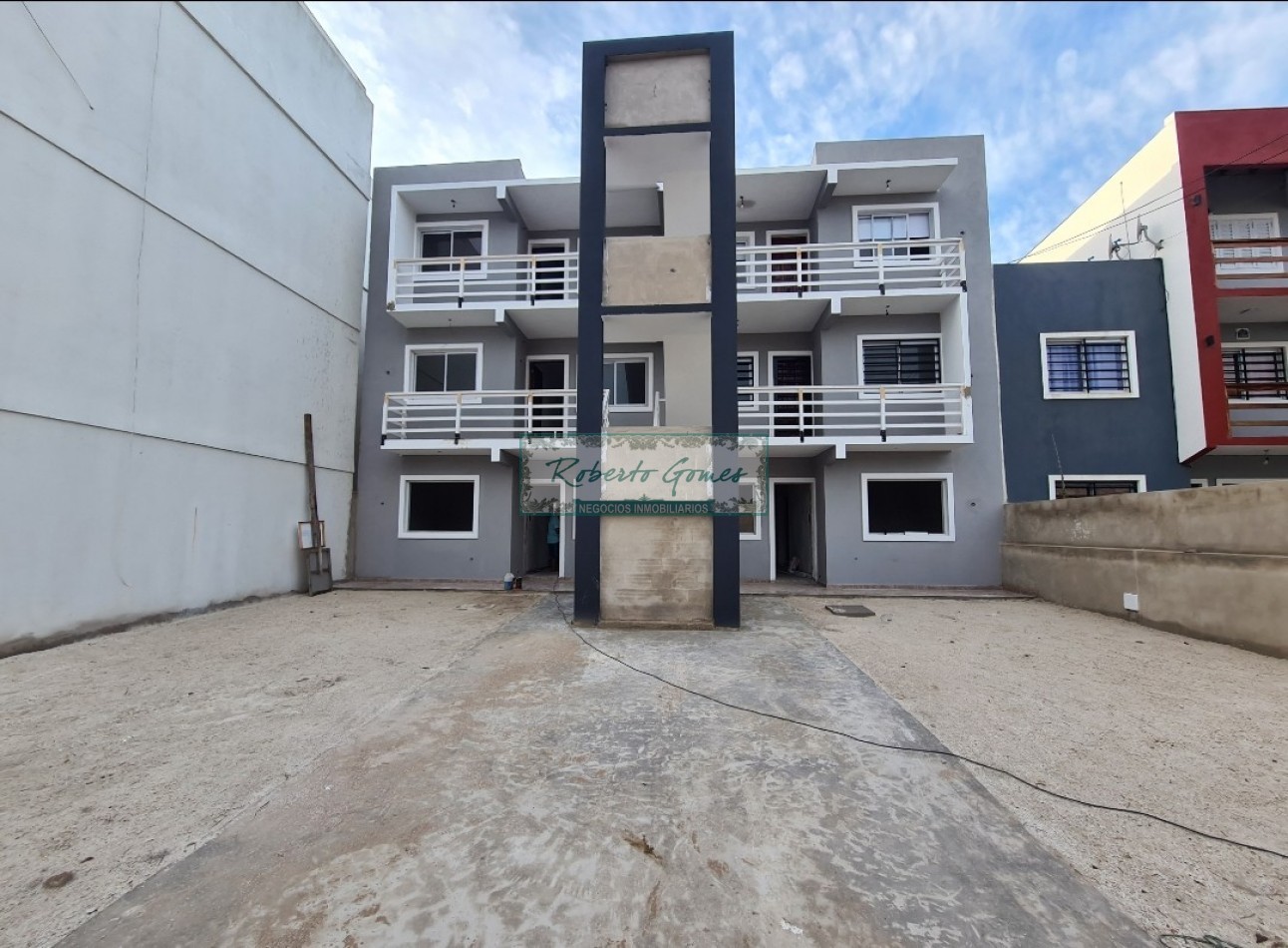 HERMOSOS DEPARTAMENTOS DE 3 AMBIENTES a 150 mts de la playa