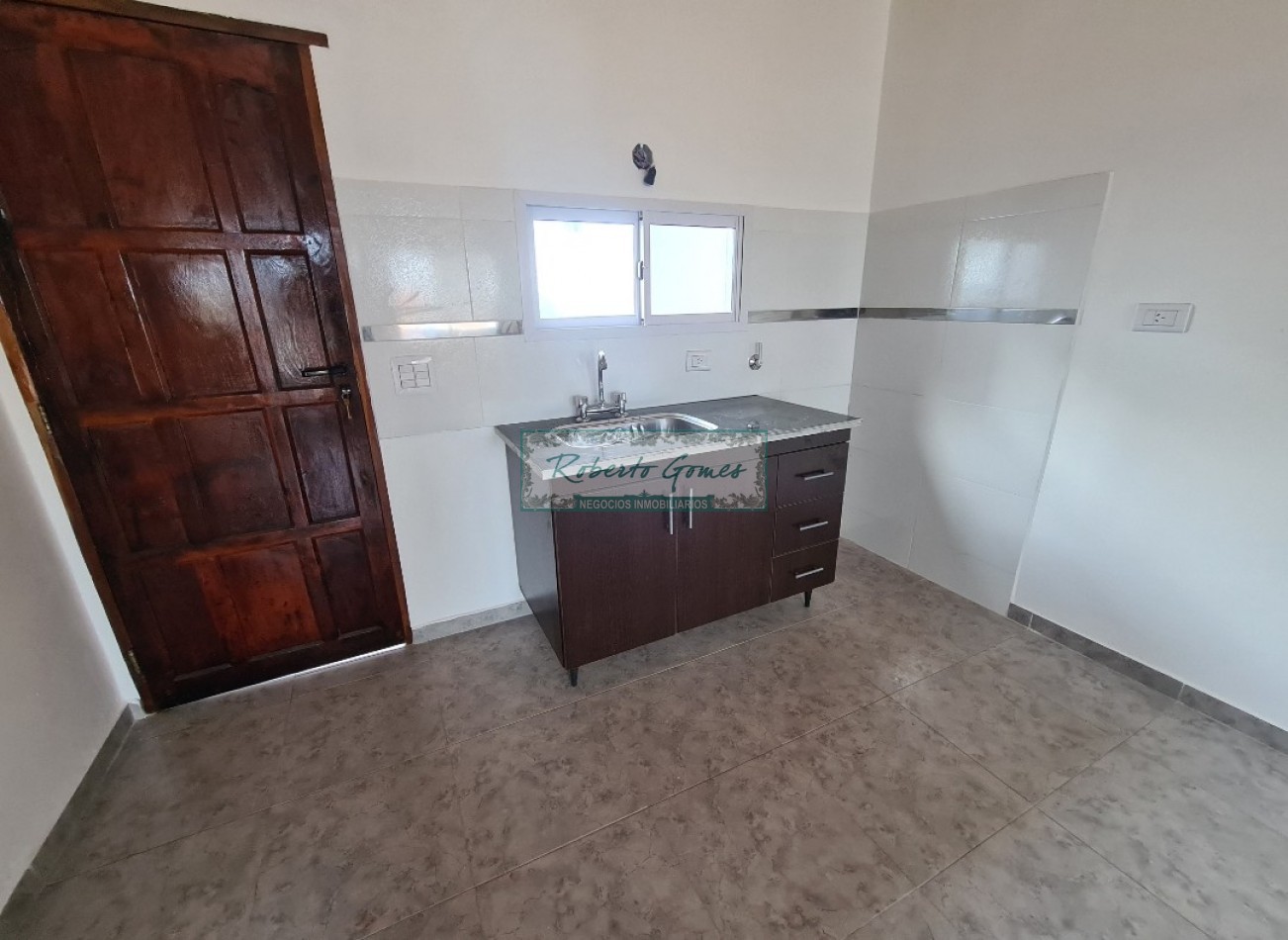HERMOSOS DEPARTAMENTOS DE 3 AMBIENTES a 150 mts de la playa