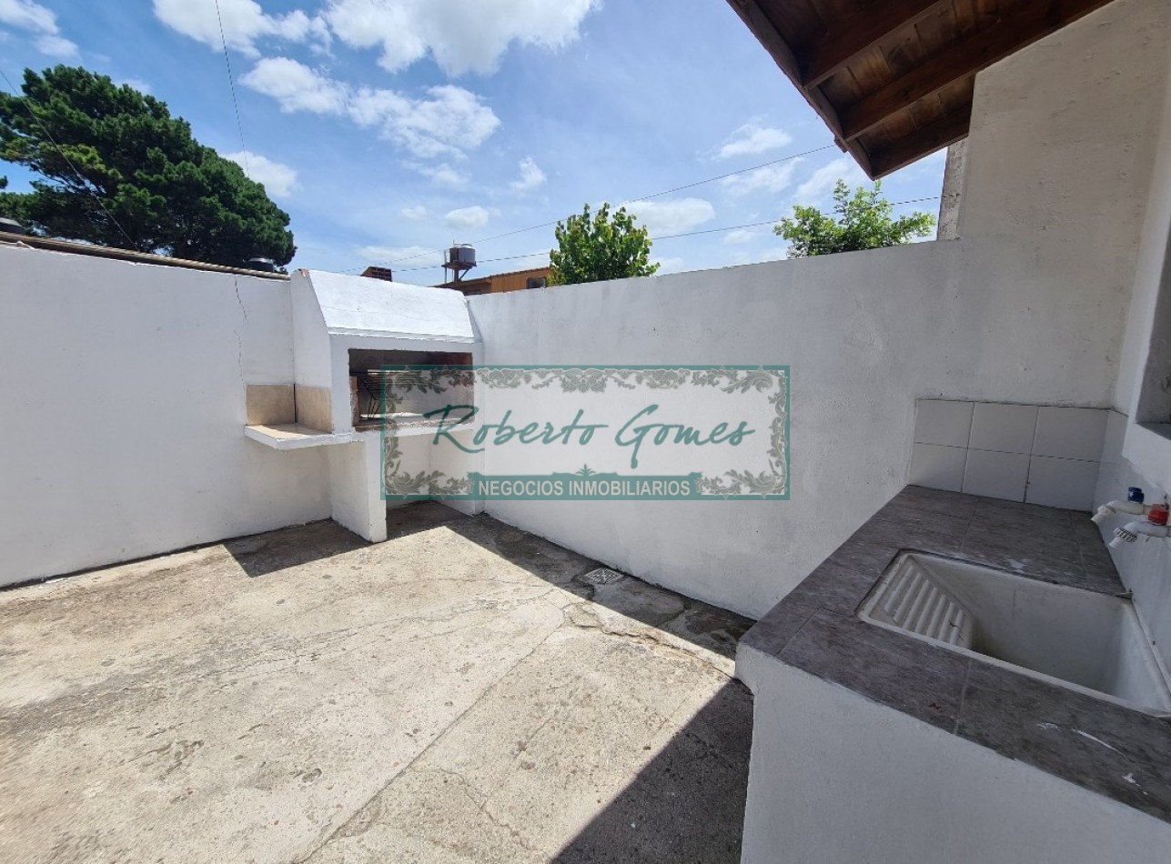 CHALET independiente en PH al frente