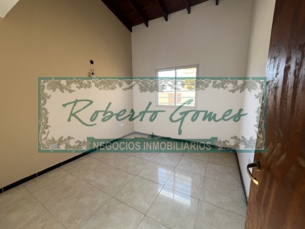 Hermoso chalet de 3 ambientes a estrenar!