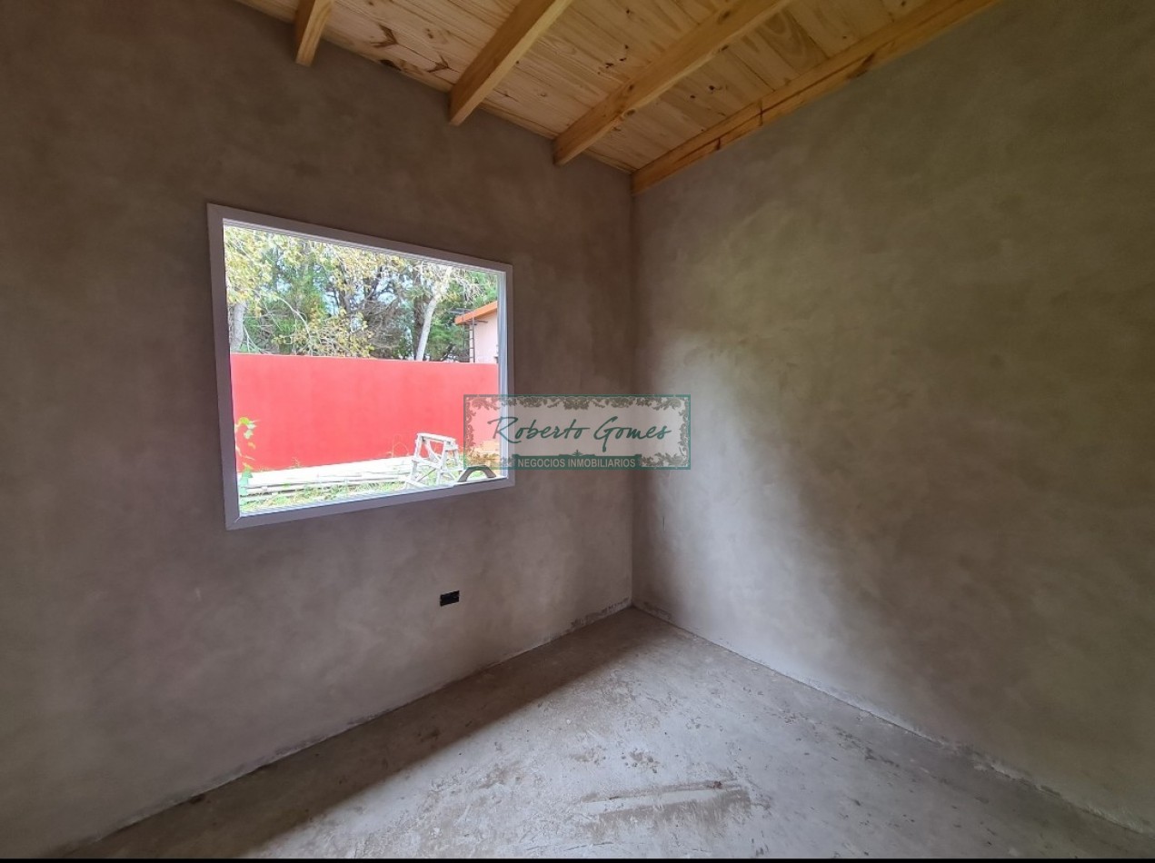 CHALET A ESTRENAR EN MAR DEL TUYU