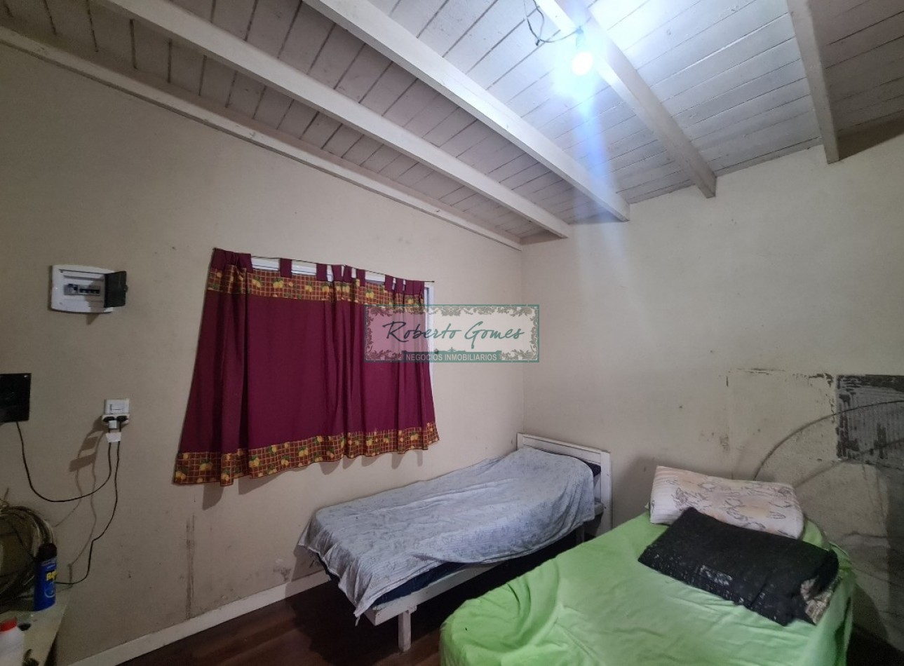 CASA sola en lote