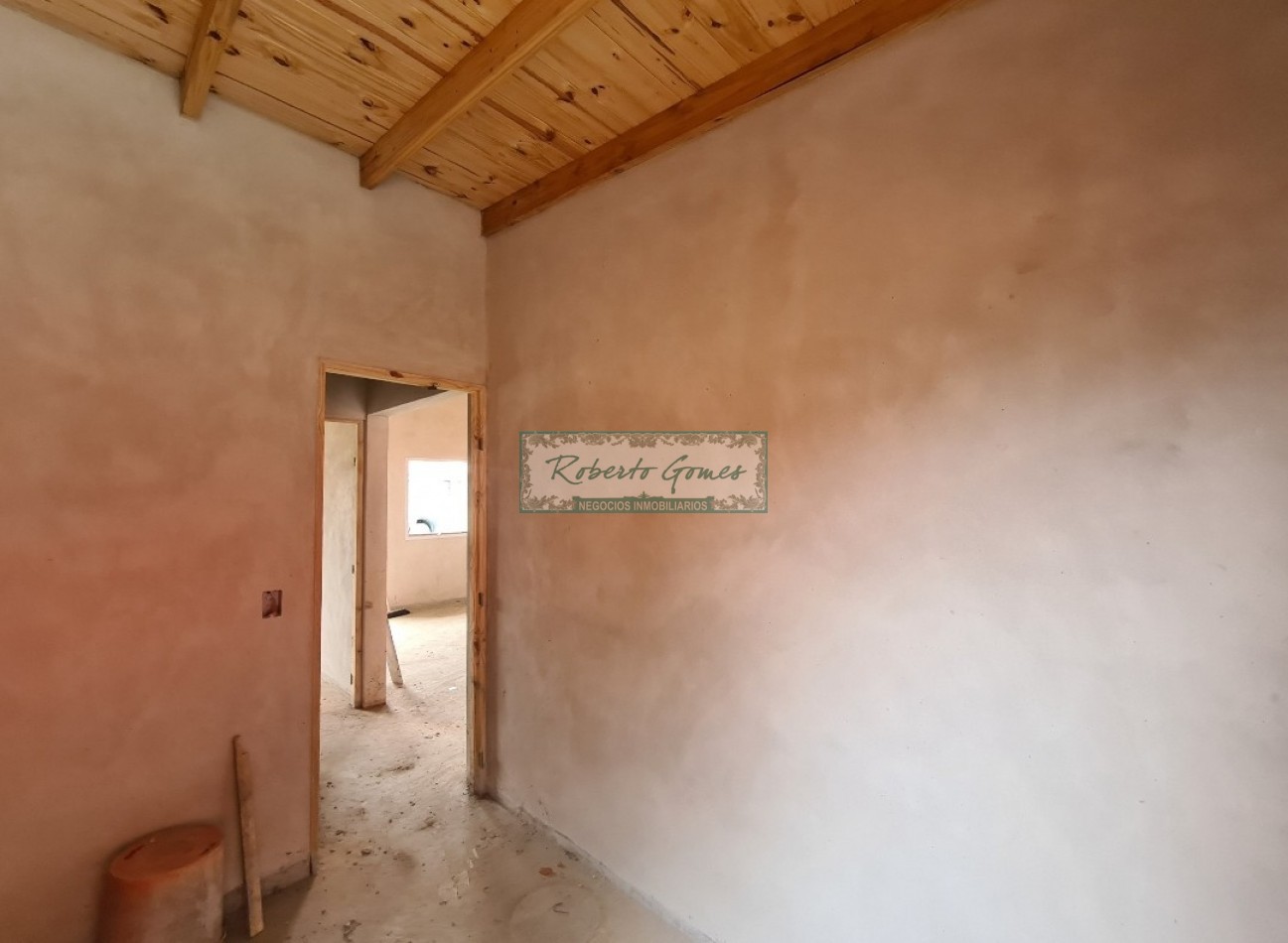 CHALET A ESTRENAR EN MAR DEL TUYU