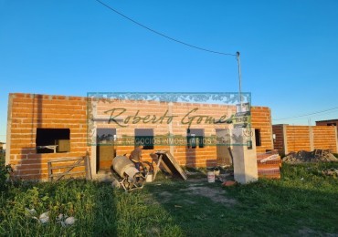 CHALET (de pozo) en zona en constante crecimiento.