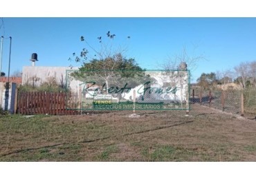 CASA sola en lote